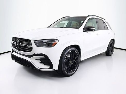 New 2026 Mercedes-Benz GLE 580 4MATIC image 3