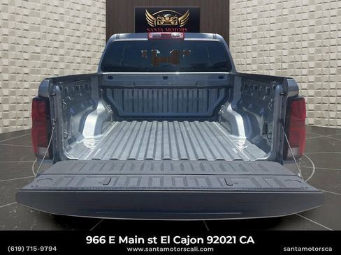 Used 2024 Chevrolet Colorado LT w/ LT Convenience Package III RWD image 27