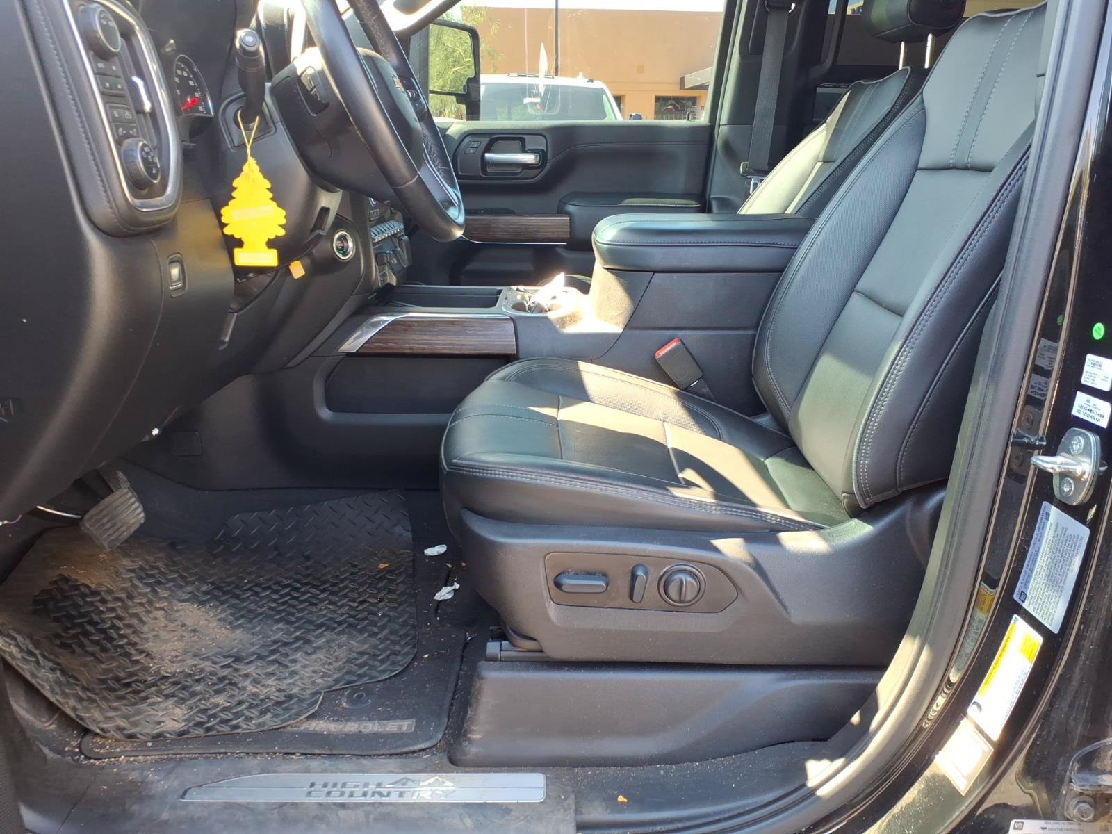 Used 2023 Chevrolet Silverado 3500 High Country AWD/4WD image 22