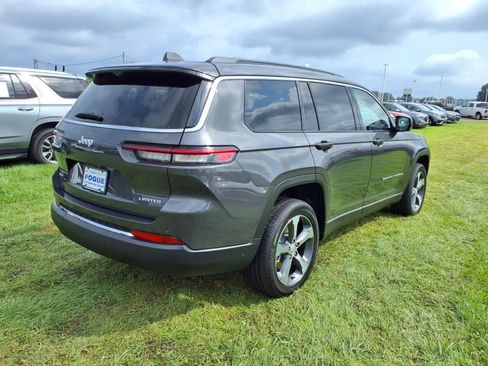 New 2025 Jeep Grand Cherokee L Limited w/ Luxury Tech Group II image 31