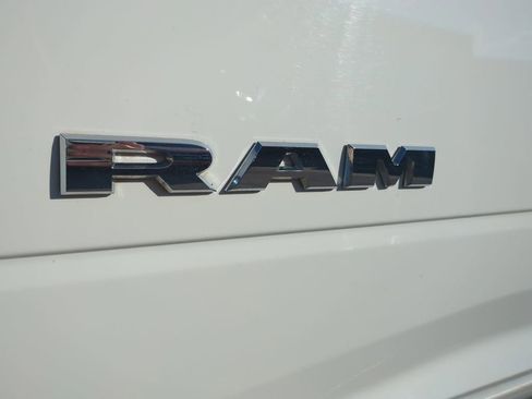 Used 2019 RAM 2500 Laramie image 13