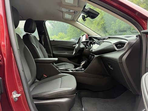 Used 2023 Buick Encore GX Select w/ Sport Touring Package FWD image 21