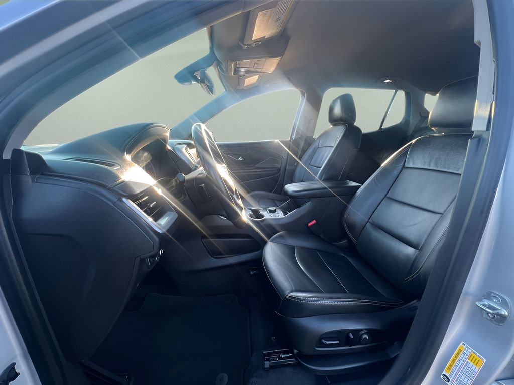 Used 2020 GMC Terrain SLT FWD image 9