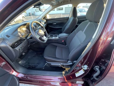 Used 2025 Nissan Sentra SV image 27