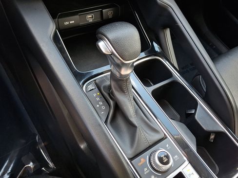 Certified 2023 Kia Telluride LX image 15