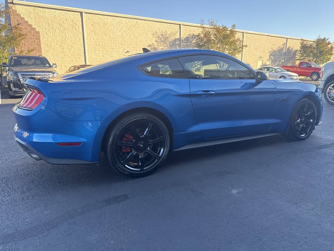 Used 2020 Ford Mustang GT Premium w/ Equipment Group 401A RWD image 10