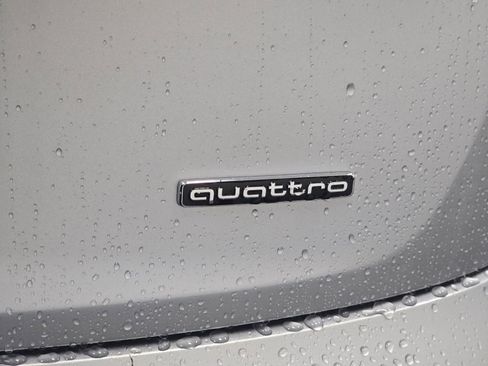 Used 2023 Audi Q5 2.0T Premium w/ Convenience Package image 34