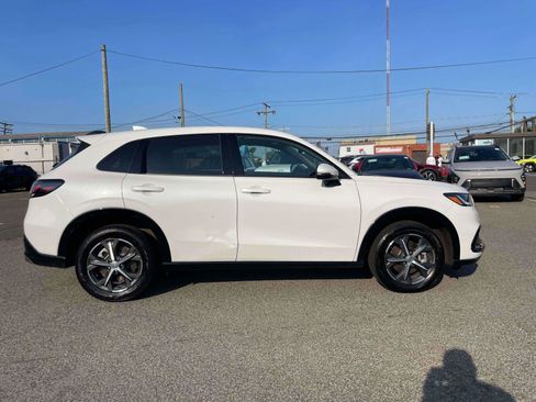 Used 2024 Honda HR-V EX-L image 4
