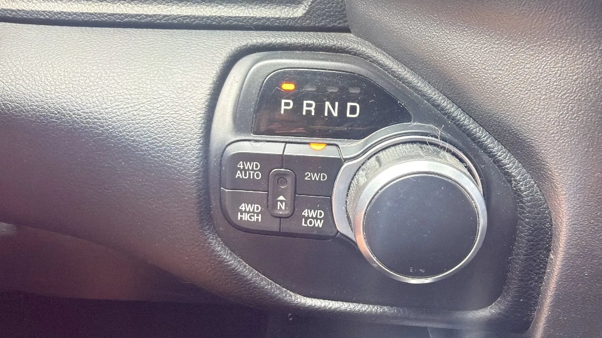 Used 2019 RAM 1500 Big Horn AWD/4WD image 17