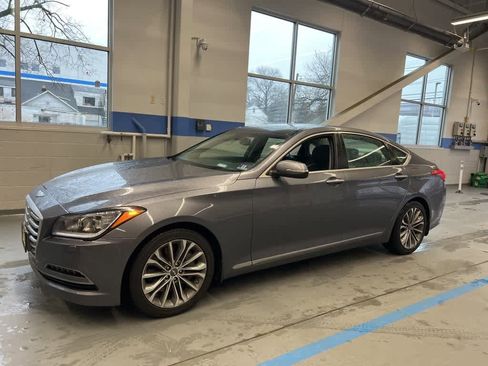 Used 2015 Hyundai Genesis 3.8 w/ Option Group 02 image 2