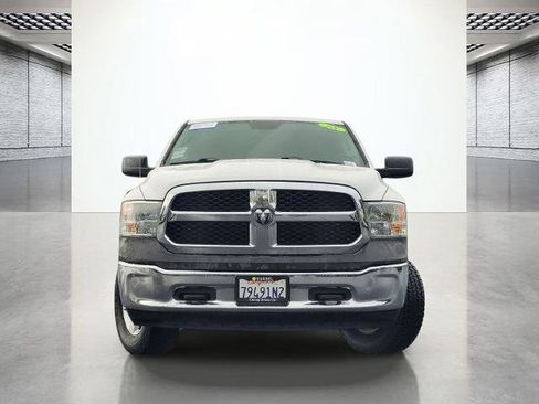 Used 2018 RAM 1500 Tradesman w/ Chrome Appearance Group image 4