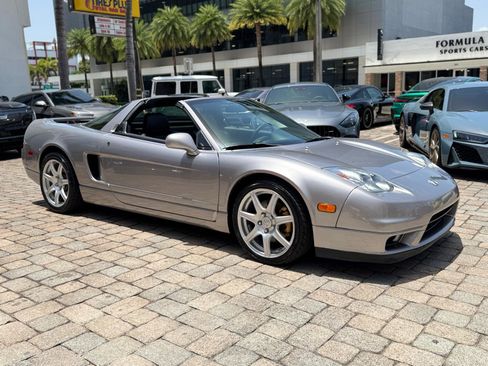 Used 2005 Acura NSX T image 7