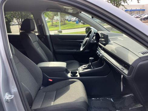 Used 2026 Honda CR-V LX image 34