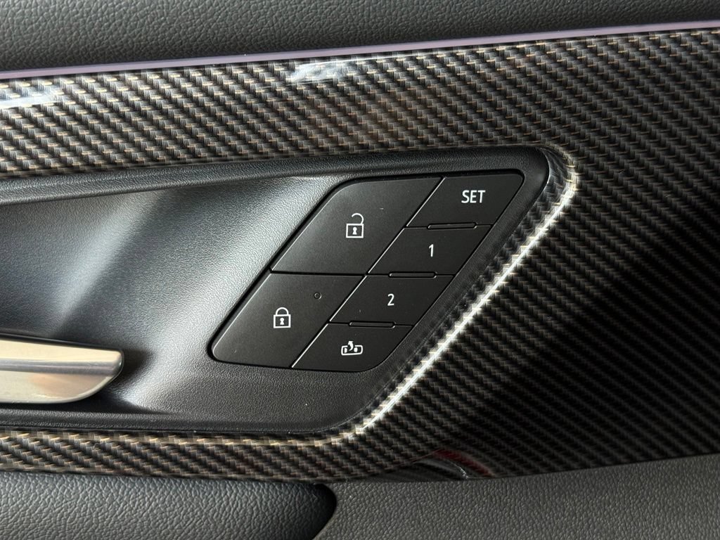 New 2026 Chevrolet Traverse High Country w/ LPO, Floor Liner Package FWD image 29