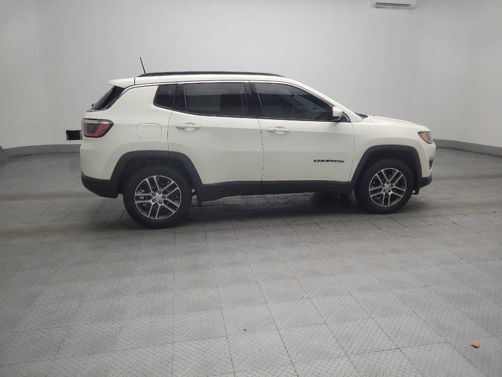 Used 2018 Jeep Compass Latitude w/ Popular Equipment Group FWD image 10