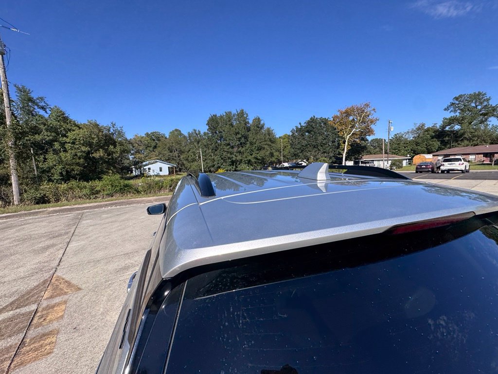 Used 2022 GMC Terrain SLE w/ Driver Convenience Package FWD image 15