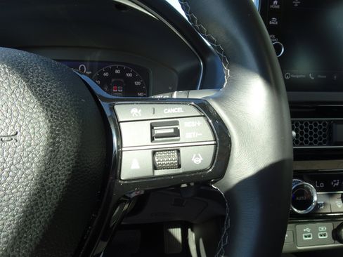 Used 2024 Honda Civic Touring image 25