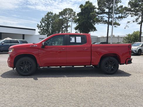 Used 2023 Chevrolet Silverado 1500 RST w/ Convenience Package II AWD/4WD image 9