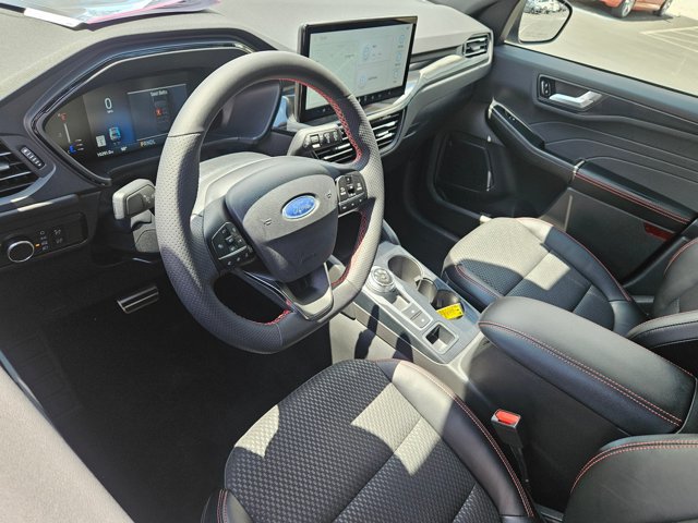 Used 2023 Ford Escape ST-Line w/ Tech Pack #1 FWD image 10