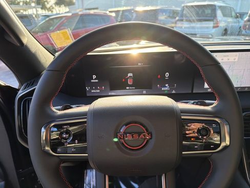 Used 2025 Nissan Armada PRO-4X w/ Pro-4X Premium Package image 25