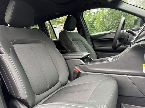 New 2026 Jeep Grand Cherokee Laredo X RWD image 20
