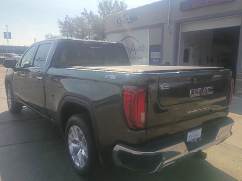 Used 2019 GMC Sierra 1500 SLT w/ SLT Premium Plus Package AWD/4WD image 8