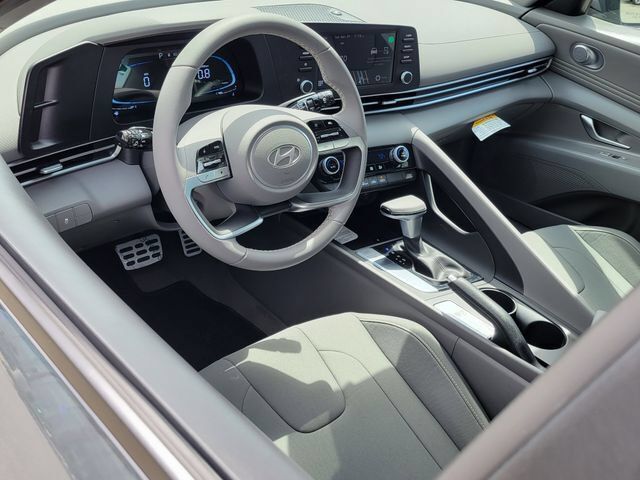 New 2026 Hyundai Elantra Sport FWD image 5