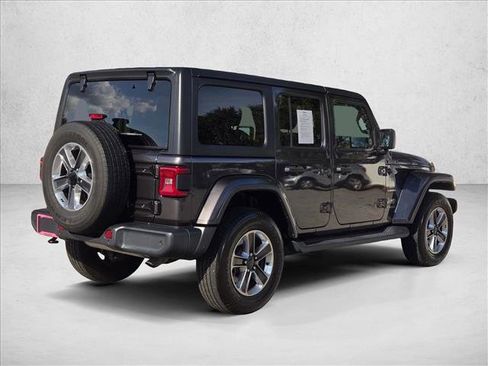 Used 2020 Jeep Wrangler Unlimited Sahara image 5