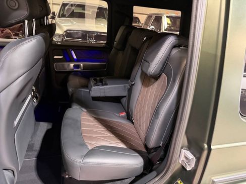 Used 2024 Mercedes-Benz G 550 w/ Final Edition w/ Olive Magno image 5