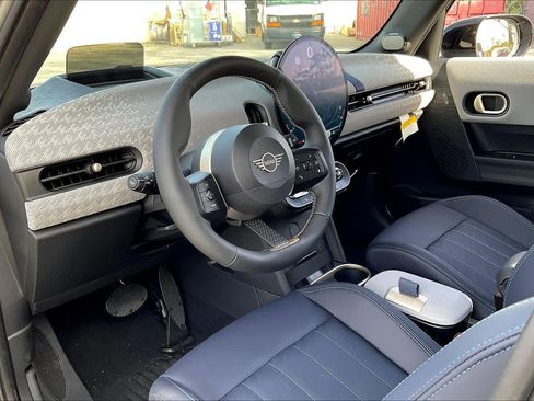 Used 2025 MINI Cooper S image 17