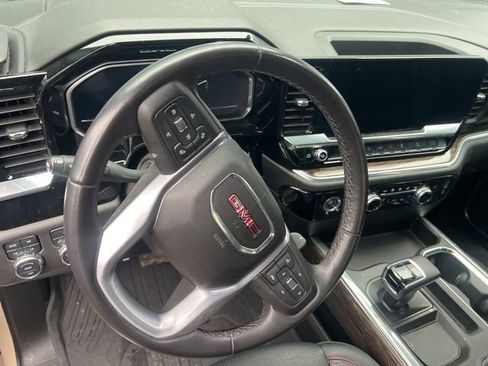 Used 2022 GMC Sierra 1500 Elevation w/ X31 Off-Road Package image 19