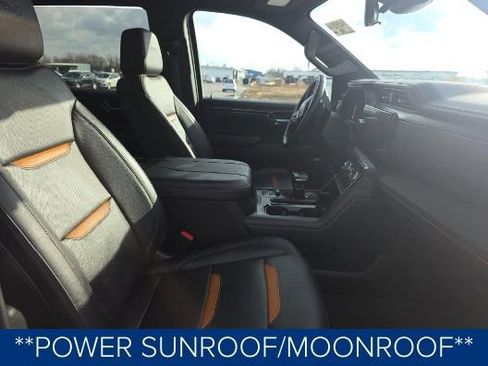 Used 2025 GMC Sierra 1500 AT4 w/ AT4 Premium Package image 6