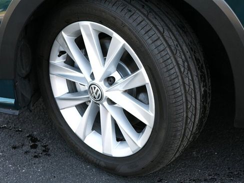 Used 2019 Volkswagen Golf Alltrack SE AWD/4WD image 3