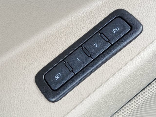Used 2020 GMC Yukon Denali w/ Denali Ultimate Package AWD/4WD image 28