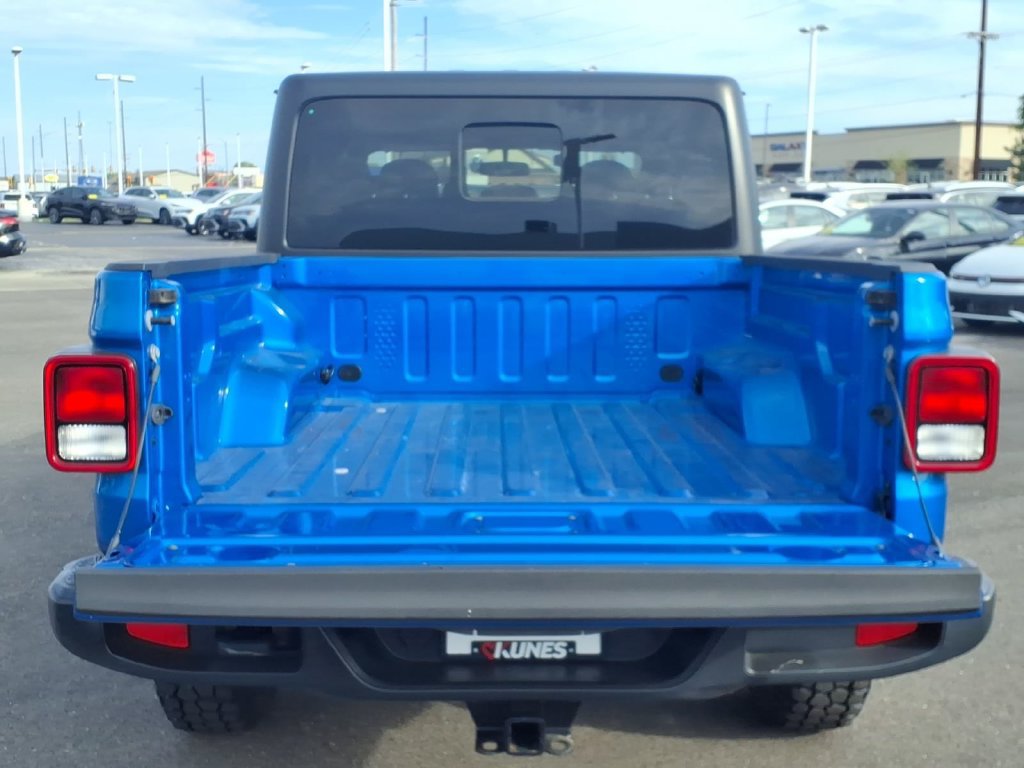 Used 2020 Jeep Gladiator Sport w/ Quick Order Package 24S AWD/4WD image 5