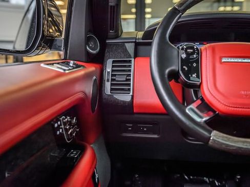 Used 2018 Land Rover Range Rover Long Wheelbase Autobiography image 30