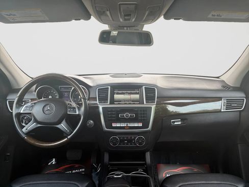 Used 2015 Mercedes-Benz ML 350 4MATIC w/ Premium 1 Package image 22