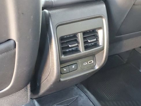 Certified 2024 Cadillac XT4 Sport image 29