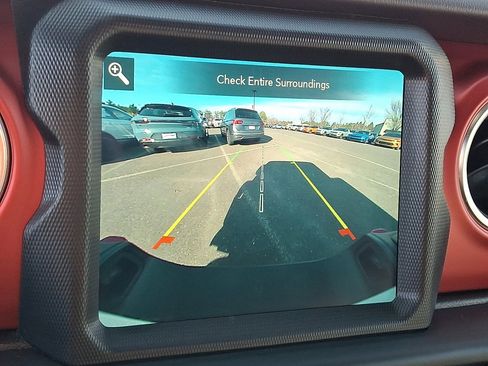 Certified 2022 Jeep Gladiator Rubicon w/ Cold Weather Group image 29