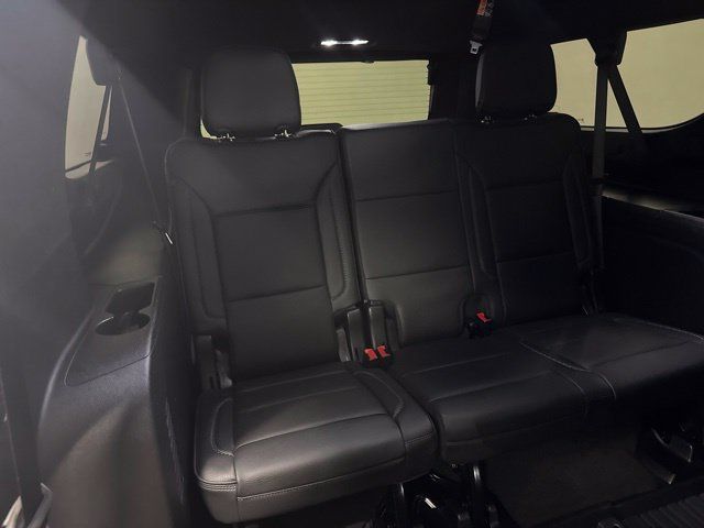 Used 2025 GMC Yukon XL Denali w/ Denali Reserve Package AWD/4WD image 37