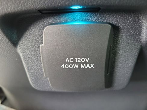 New 2026 Ford F150 Lariat w/ Equipment Group 502A High image 17