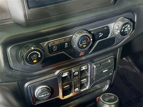 Used 2020 Jeep Wrangler Unlimited Sport S image 24