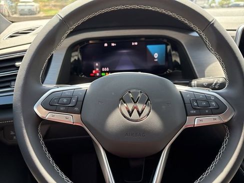 New 2026 Volkswagen Atlas Cross Sport SE AWD/4WD image 12