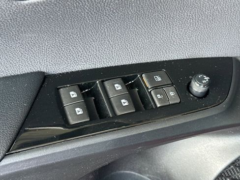 Certified 2017 Toyota Prius Four w/ Advanced Technology Package image 14