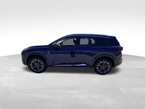 Used 2026 Nissan Rogue Platinum w/ Platinum Premium Package AWD/4WD image 3