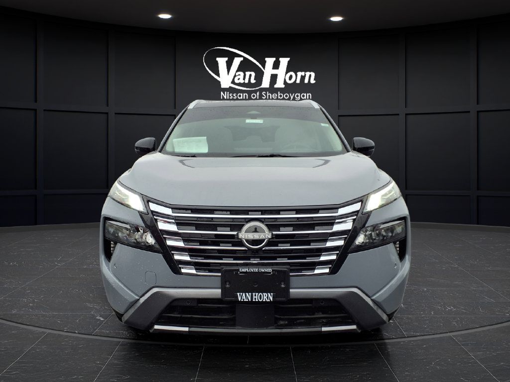 Used 2025 Nissan Rogue SL w/ SL Premium Package AWD/4WD image 5