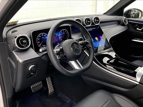 Used 2026 Mercedes-Benz GLC 300 image 18