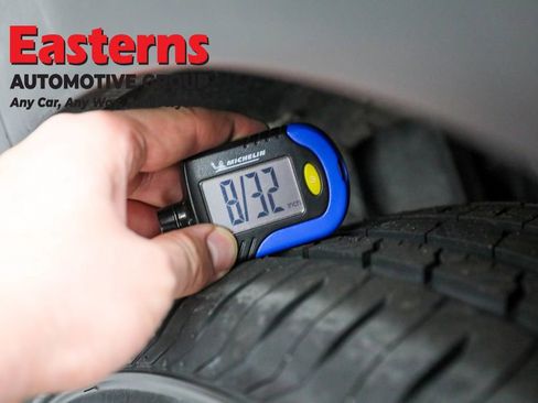 Used 2022 Kia Niro EX w/ Cold Weather Package image 24