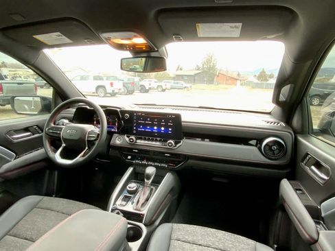 Certified 2023 Chevrolet Colorado Z71 w/ Z71 Convenience Package 2 image 37