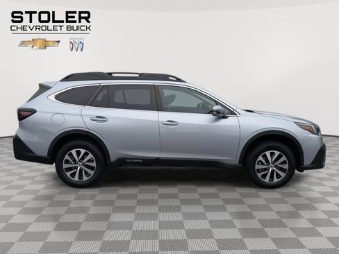 Used 2022 Subaru Outback Premium image 6
